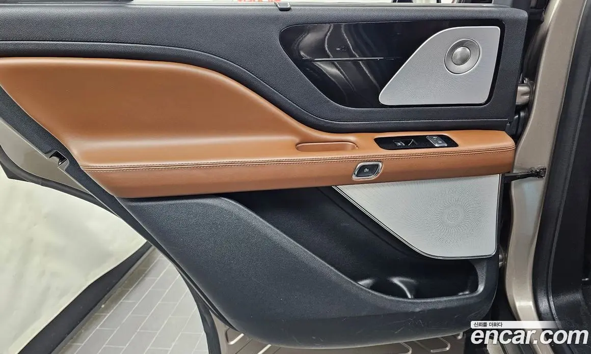 Lincoln Aviator 2021 3.0 автомат (гидро), фото 15