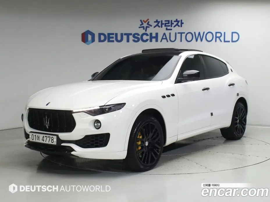 Maserati Levante 2017 3.0 автомат (гидро), фото 1 Maserati Levante 2017 3.0 автомат (гидро), фото 1