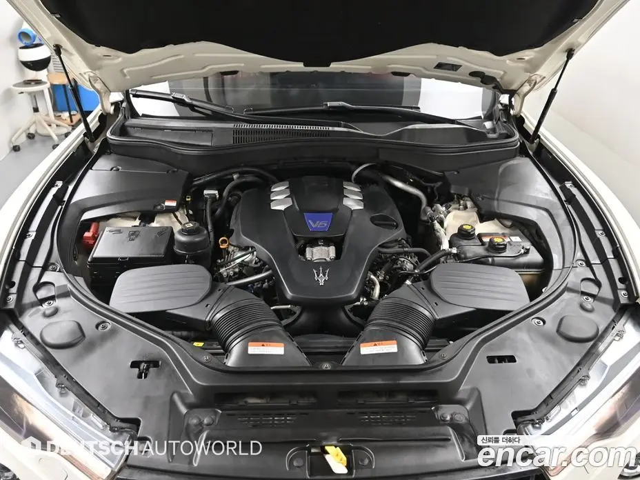Maserati Levante 2017 3.0 автомат (гидро), фото 20 Maserati Levante 2017 3.0 автомат (гидро), фото 20