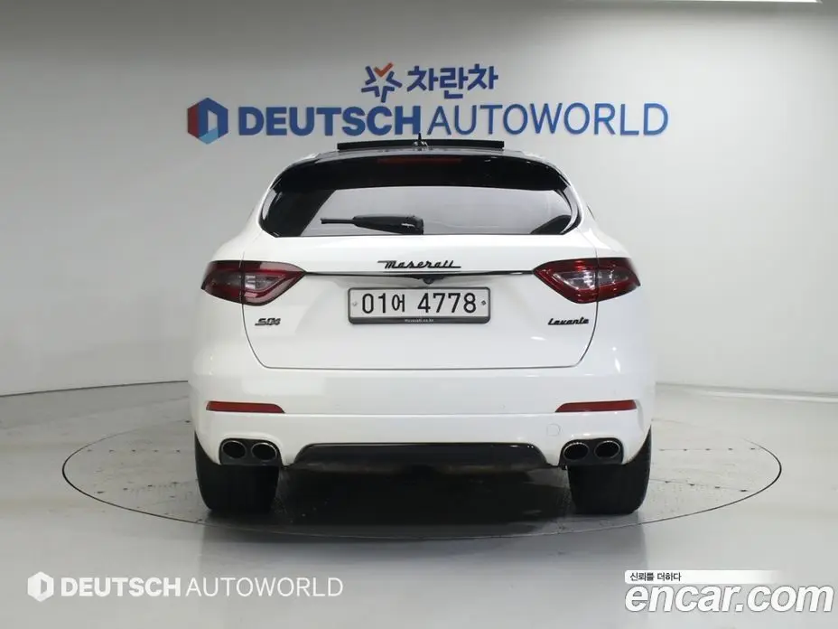 Maserati Levante 2017 3.0 автомат (гидро), фото 4 Maserati Levante 2017 3.0 автомат (гидро), фото 4