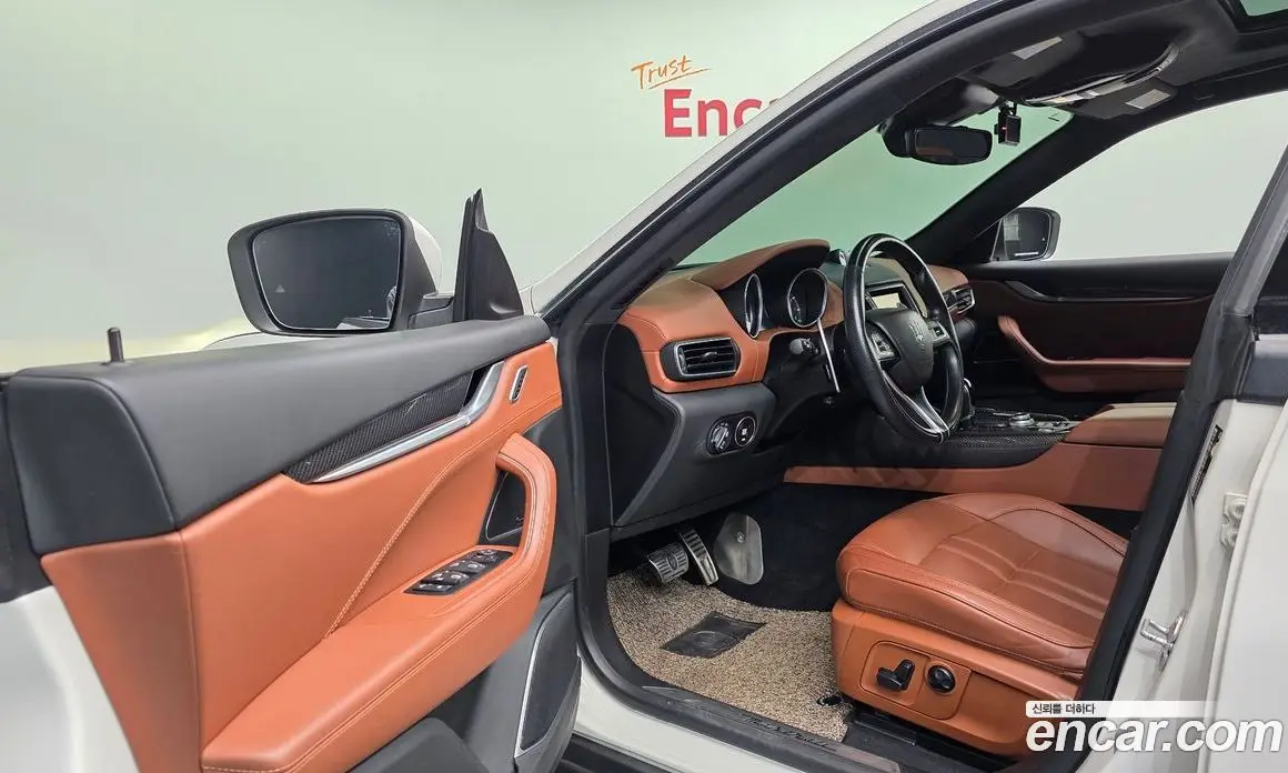 Maserati Levante 2018 3.0 автомат (гидро), фото 13