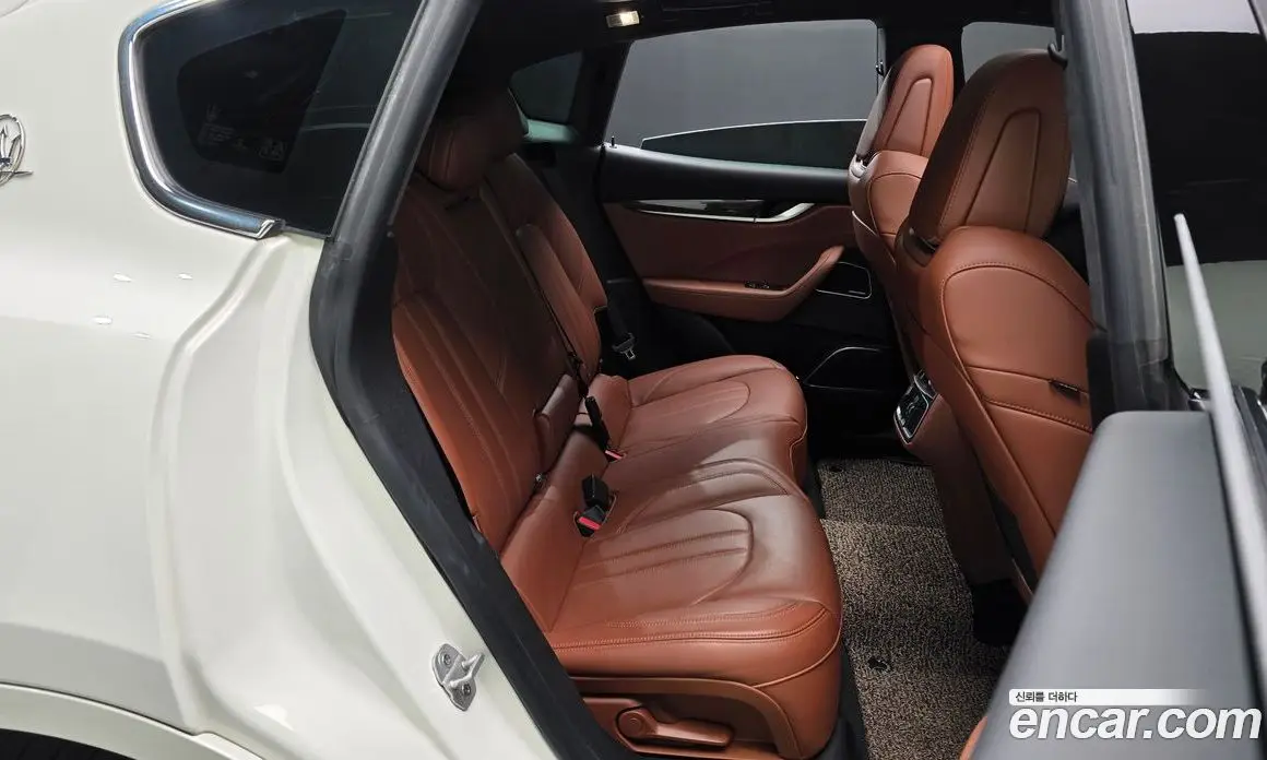 Maserati Levante 2018 3.0 автомат (гидро), фото 17