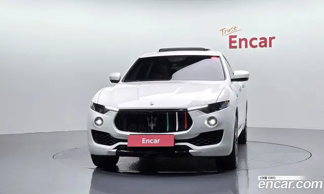 Maserati Levante 2018 3.0 автомат (гидро), миниатюра 3