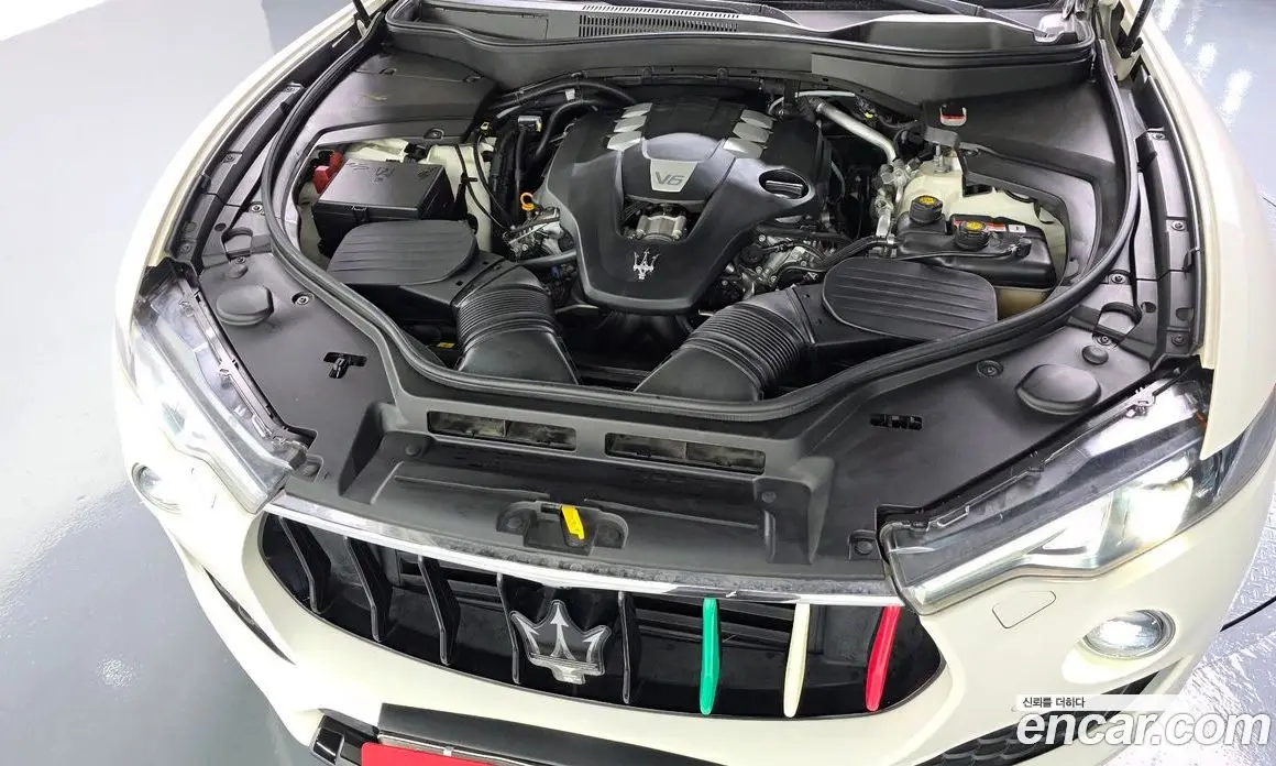 Maserati Levante 2018 3.0 автомат (гидро), фото 6
