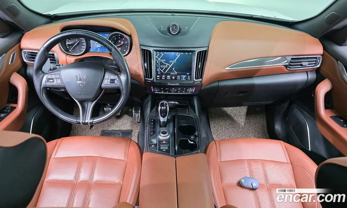 Maserati Levante 2018 3.0 автомат (гидро), фото 10