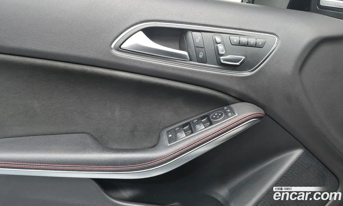 Mercedes-Benz A-Class 2018 2.0 автомат (гидро), фото 14 Mercedes-Benz A-Class 2018 2.0 автомат (гидро), фото 14