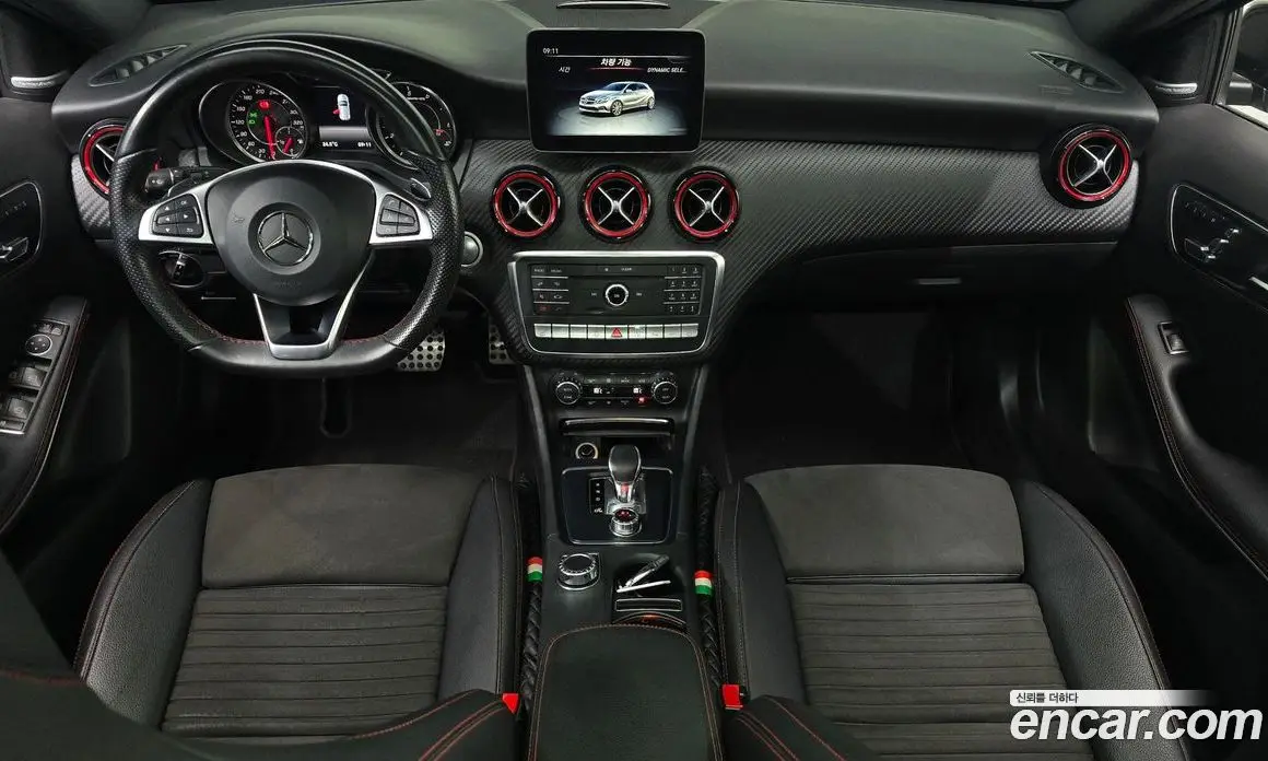 Mercedes-Benz A-Class 2018 2.0 автомат (гидро), фото 10 Mercedes-Benz A-Class 2018 2.0 автомат (гидро), фото 10