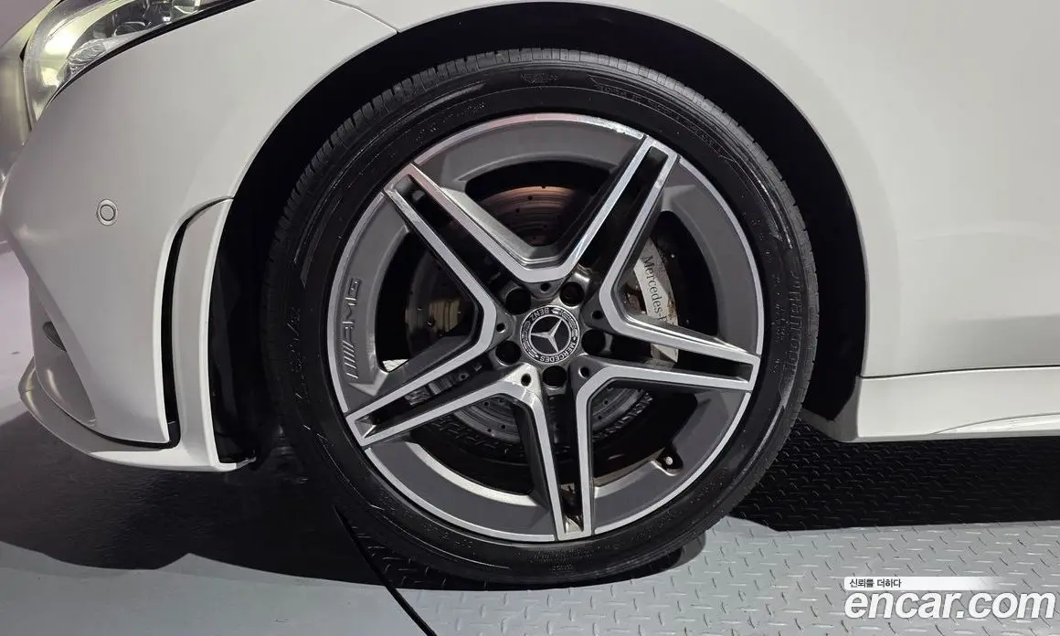 Mercedes-Benz CLS-Class 2019 1.9 автомат (гидро), фото 5
