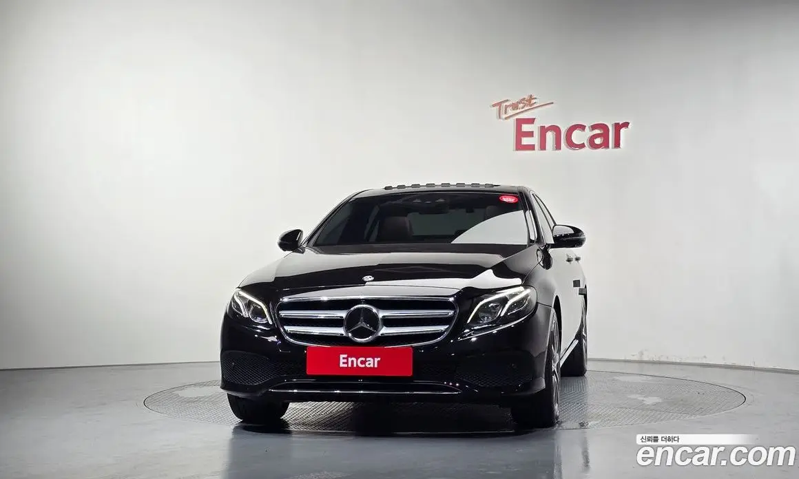Mercedes-Benz E-Class 2018 2.0 автомат (гидро), фото 3 Mercedes-Benz E-Class 2018 2.0 автомат (гидро), фото 3