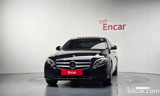 Mercedes-Benz E-Class 2018 2.0 автомат (гидро), миниатюра 3 Mercedes-Benz E-Class 2018 2.0 автомат (гидро), миниатюра 3