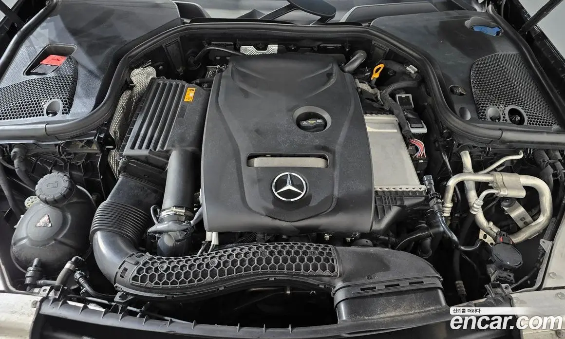 Mercedes-Benz E-Class 2018 2.0 автомат (гидро), фото 6 Mercedes-Benz E-Class 2018 2.0 автомат (гидро), фото 6