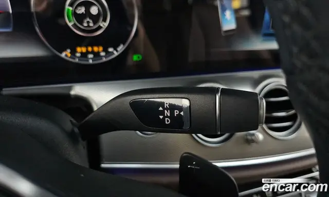 Mercedes-Benz E-Class 2019 2.0 автомат (гидро), миниатюра 12