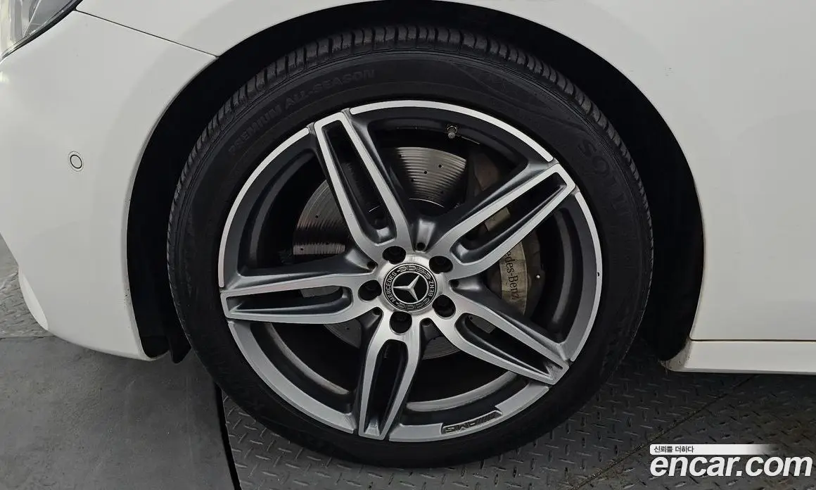 Mercedes-Benz E-Class 2019 2.0 автомат (гидро), фото 5