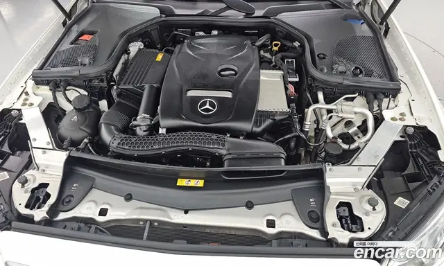 Mercedes-Benz E-Class 2019 2.0 автомат (гидро), миниатюра 6