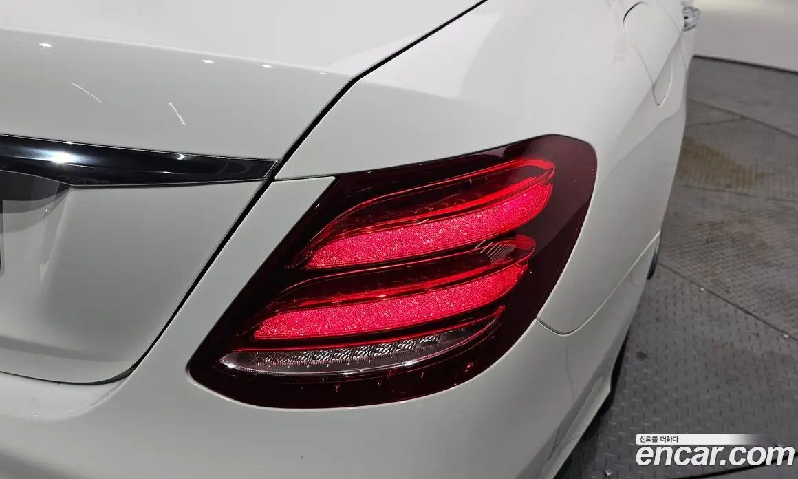 Mercedes-Benz E-Class 2019 2.0 автомат (гидро), фото 9
