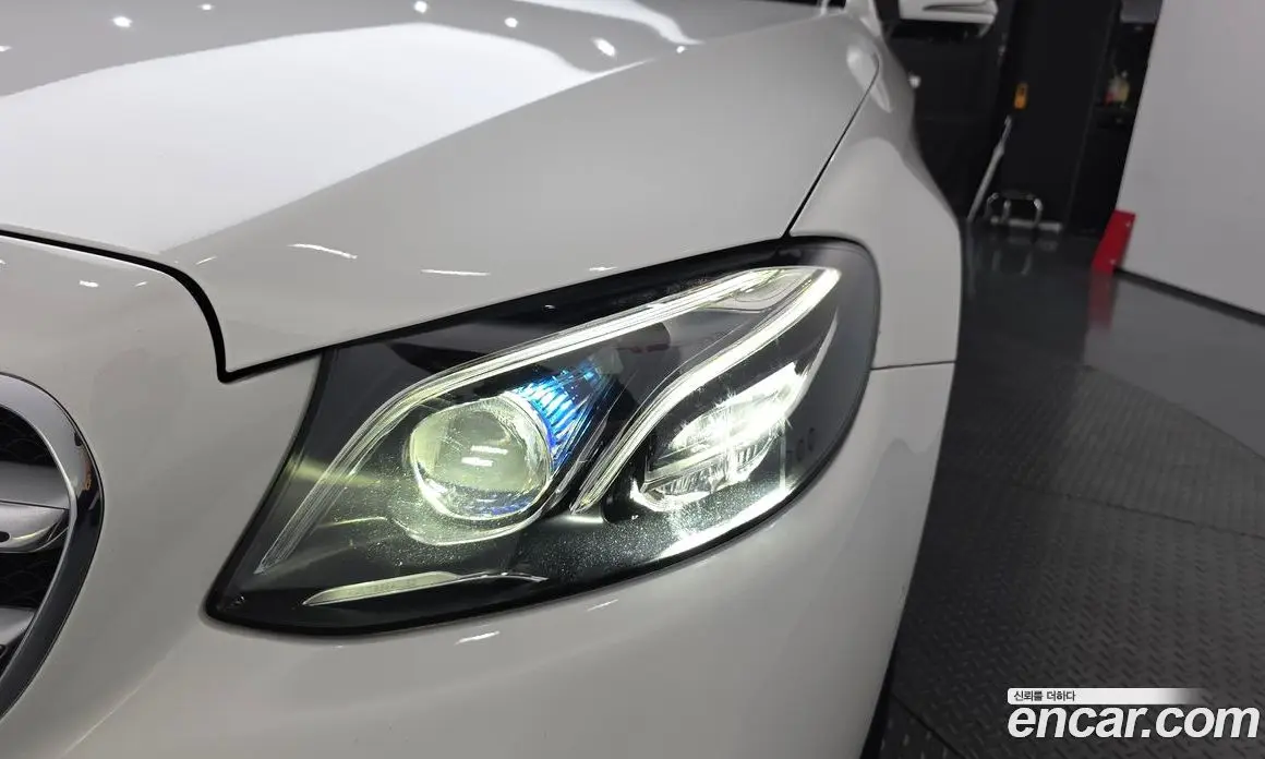 Mercedes-Benz E-Class 2019 2.0 автомат (гидро), фото 8