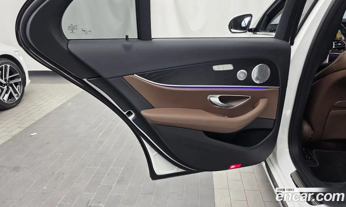 Mercedes-Benz E-Class 2019 2.0 автомат (гидро), фото 15