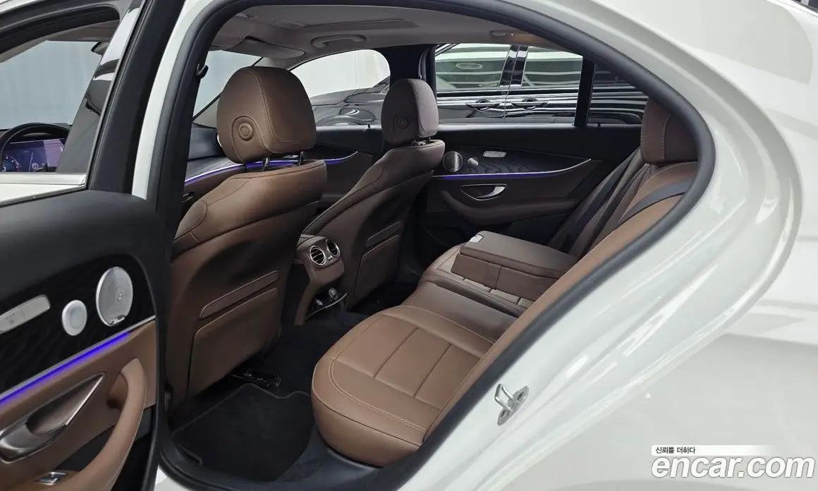Mercedes-Benz E-Class 2019 2.0 автомат (гидро), фото 16