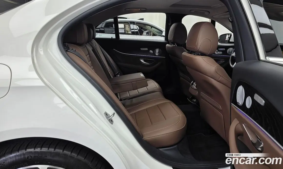 Mercedes-Benz E-Class 2019 2.0 автомат (гидро), фото 18