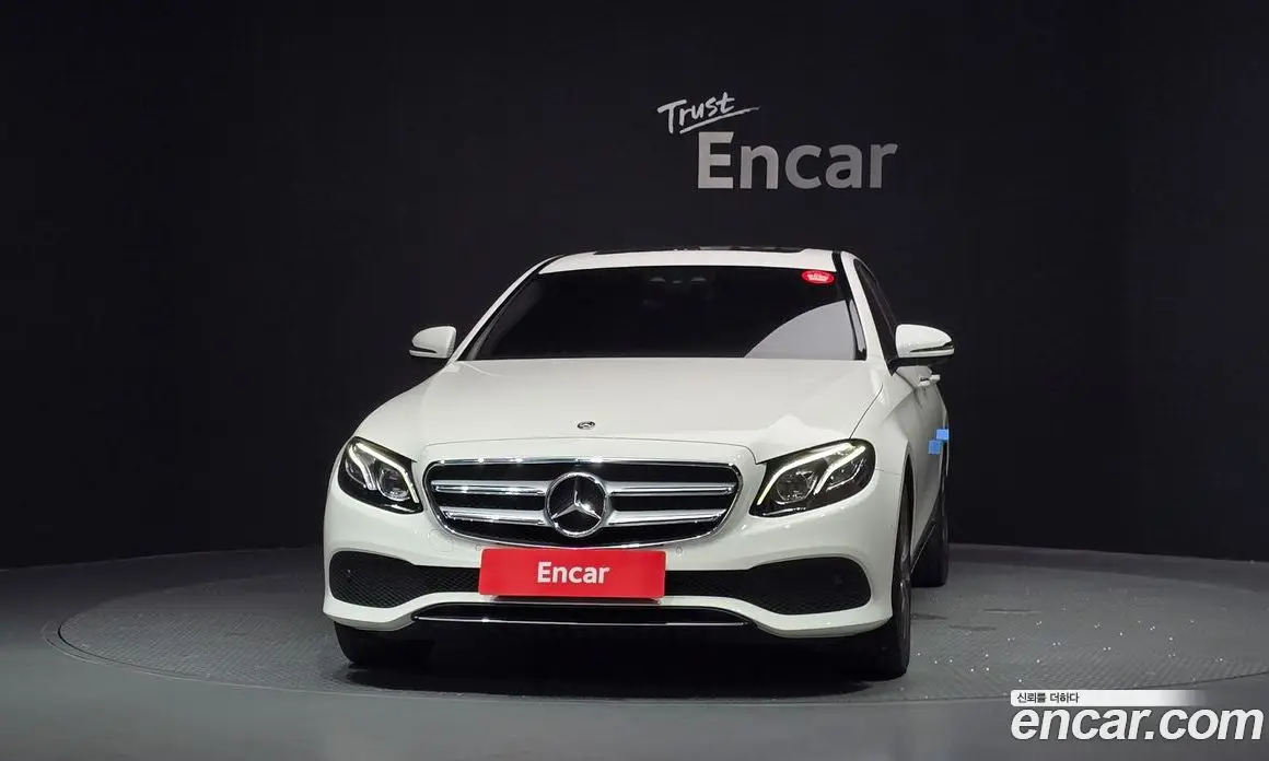 Mercedes-Benz E-Class 2019 2.0 автомат (гидро), фото 3