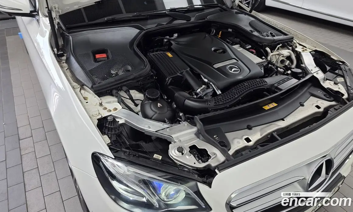Mercedes-Benz E-Class 2019 2.0 автомат (гидро), фото 6