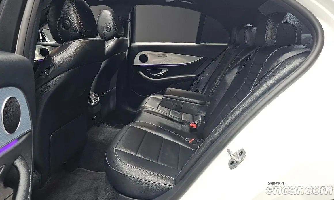 Mercedes-Benz E-Class 2020 2.0 автомат (гидро), фото 16