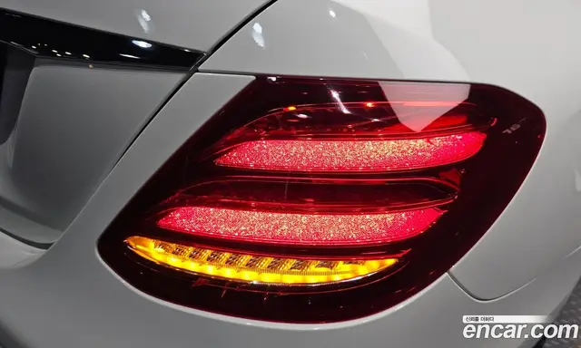 Mercedes-Benz E-Class 2020 2.0 автомат (гидро), миниатюра 8