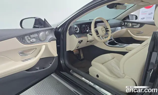Mercedes-Benz E-Class 2021 3.0 автомат (гидро), миниатюра 11