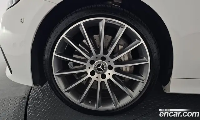 Mercedes-Benz E-Class 2023 3.0 автомат (гидро), миниатюра 4 Mercedes-Benz E-Class 2023 3.0 автомат (гидро), миниатюра 4