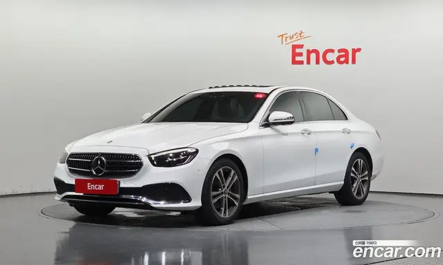 Mercedes-Benz E-Class, 2023, 51 588 км