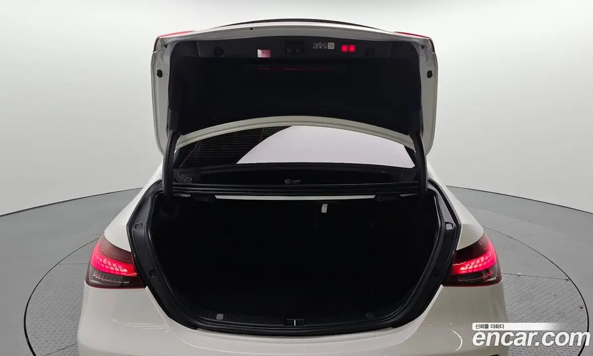 Mercedes-Benz E-Class 2023 2.0 автомат (гидро), фото 20