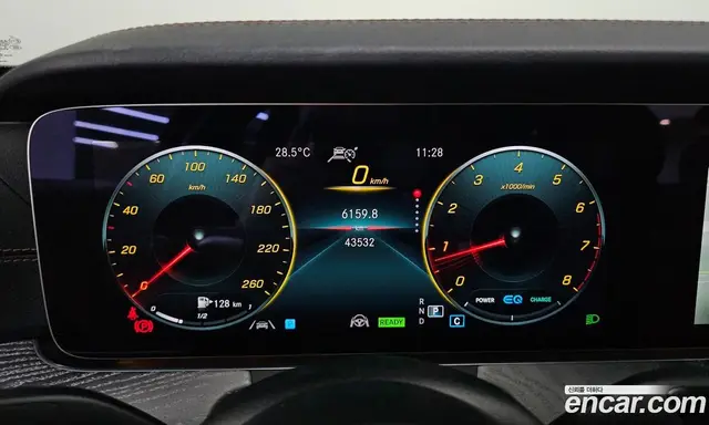 Mercedes-Benz E-Class 2023 2.0 автомат (гидро), миниатюра 8