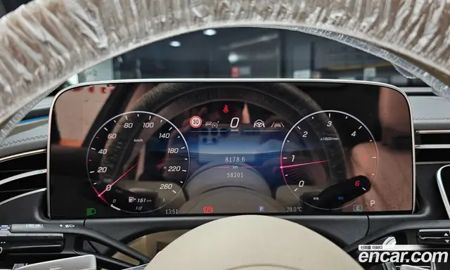 Mercedes-Benz E-Class 2024 2.0 автомат (гидро), миниатюра 10