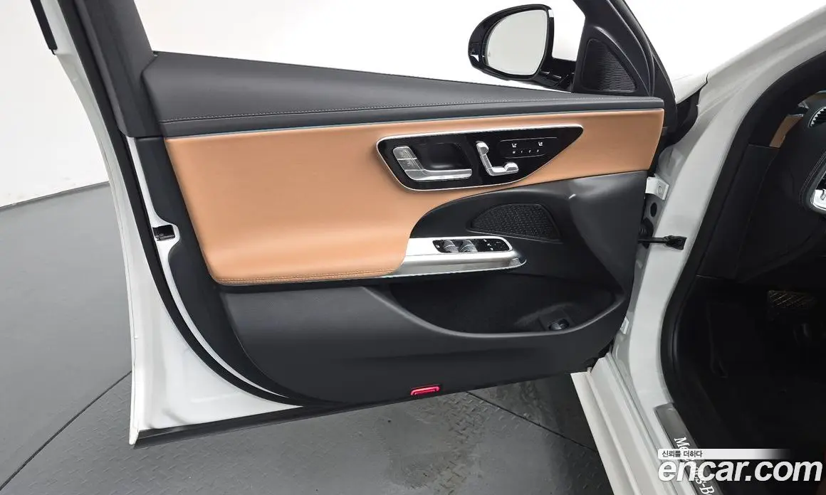 Mercedes-Benz E-Class 2025 2.0 автомат (гидро), фото 13