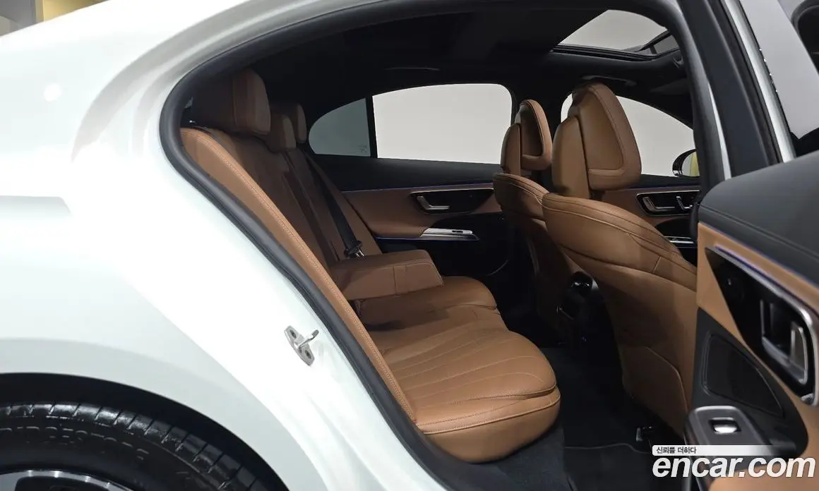 Mercedes-Benz E-Class 2025 2.0 автомат (гидро), фото 17