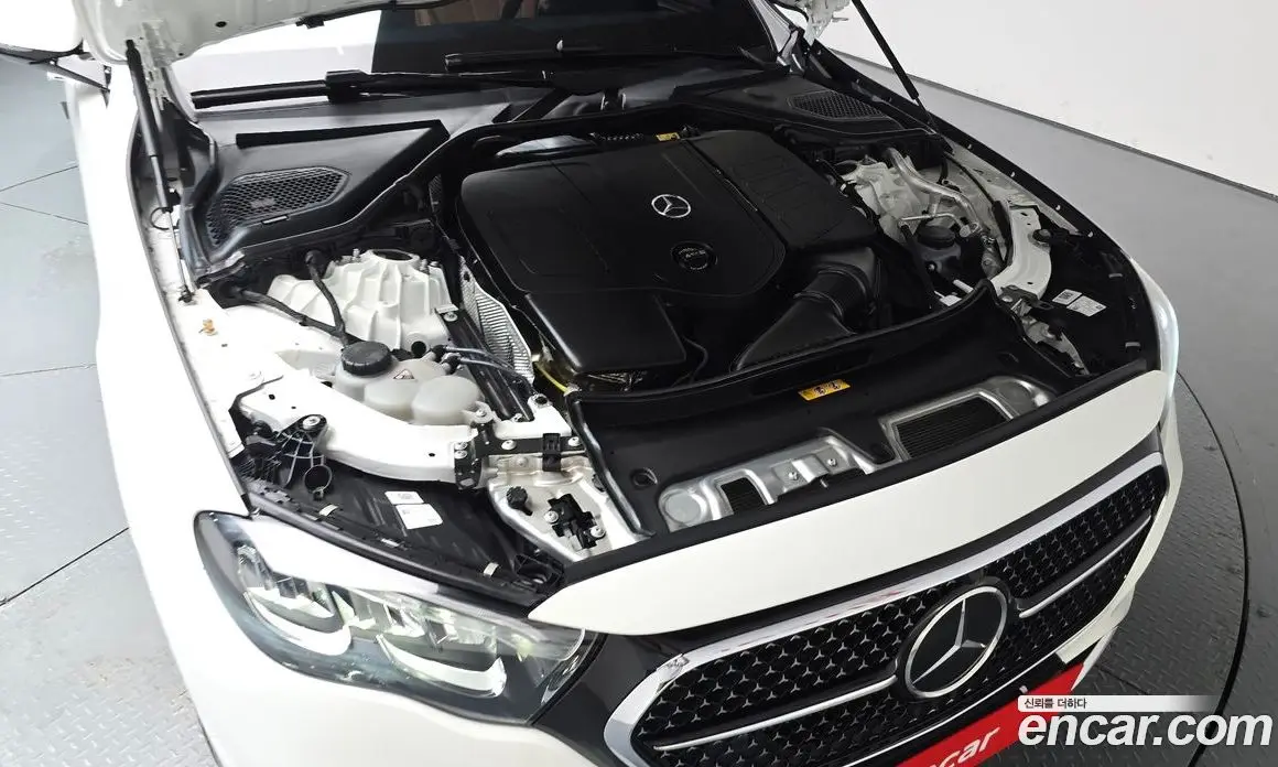 Mercedes-Benz E-Class 2025 2.0 автомат (гидро), фото 5