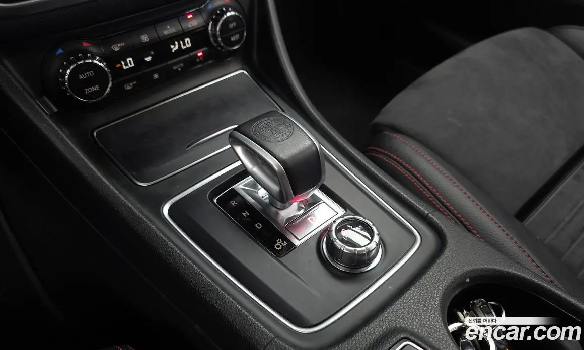 Mercedes-Benz GLA-Class 2019 2.0 автомат (гидро), фото 12