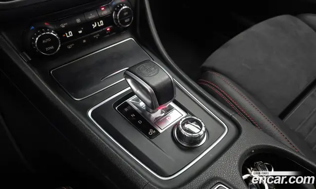 Mercedes-Benz GLA-Class 2019 2.0 автомат (гидро), миниатюра 12