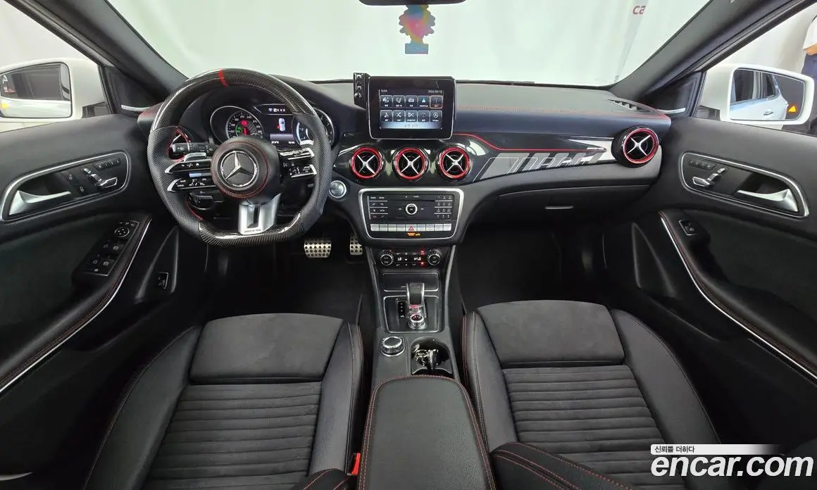 Mercedes-Benz GLA-Class 2019 2.0 автомат (гидро), фото 10