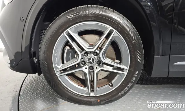 Mercedes-Benz GLA-Class 2024 2.0 автомат (гидро), миниатюра 5 Mercedes-Benz GLA-Class 2024 2.0 автомат (гидро), миниатюра 5