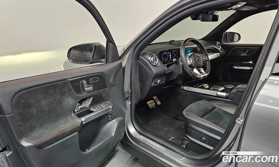 Mercedes-Benz GLB-Class 2023 2.0 автомат (гидро), фото 13 Mercedes-Benz GLB-Class 2023 2.0 автомат (гидро), фото 13