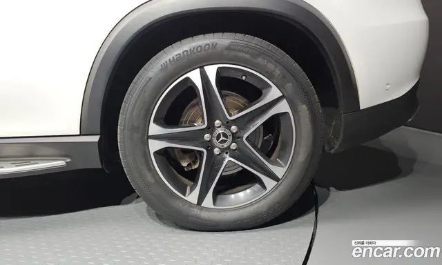 Mercedes-Benz GLE-Class 2021 2.0 автомат (гидро), миниатюра 6 Mercedes-Benz GLE-Class 2021 2.0 автомат (гидро), миниатюра 6