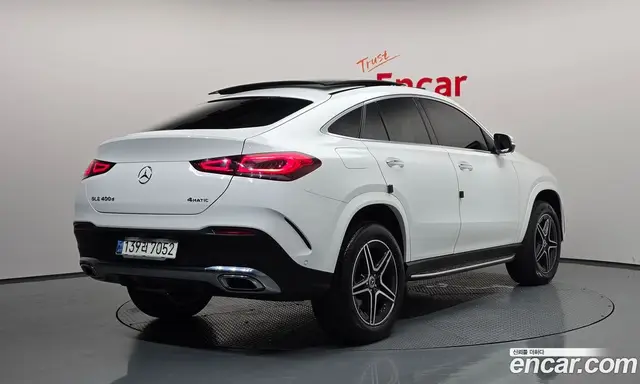 Mercedes-Benz GLE-Class 2021 2.9 автомат (гидро), миниатюра 2