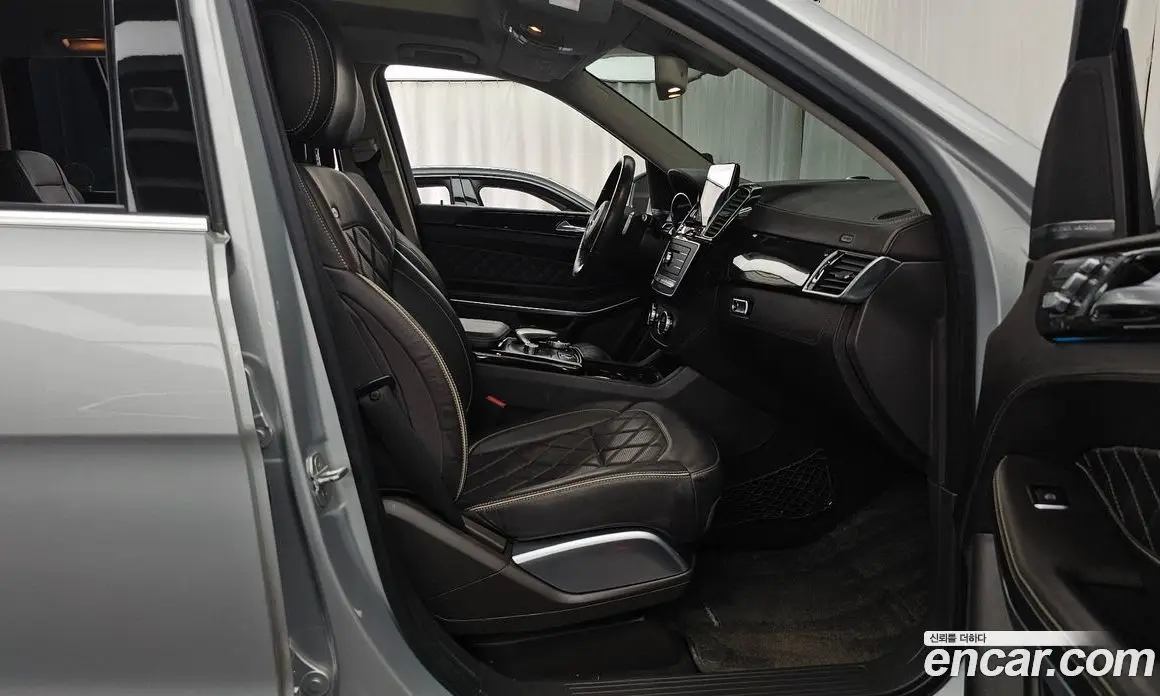Mercedes-Benz GLS-Class 2017 4.7 автомат (гидро), фото 17 Mercedes-Benz GLS-Class 2017 4.7 автомат (гидро), фото 17