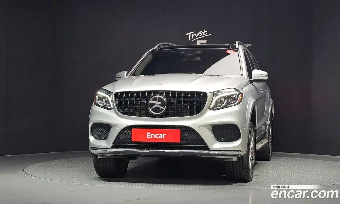 Mercedes-Benz GLS-Class 2017 4.7 автомат (гидро), фото 3 Mercedes-Benz GLS-Class 2017 4.7 автомат (гидро), фото 3