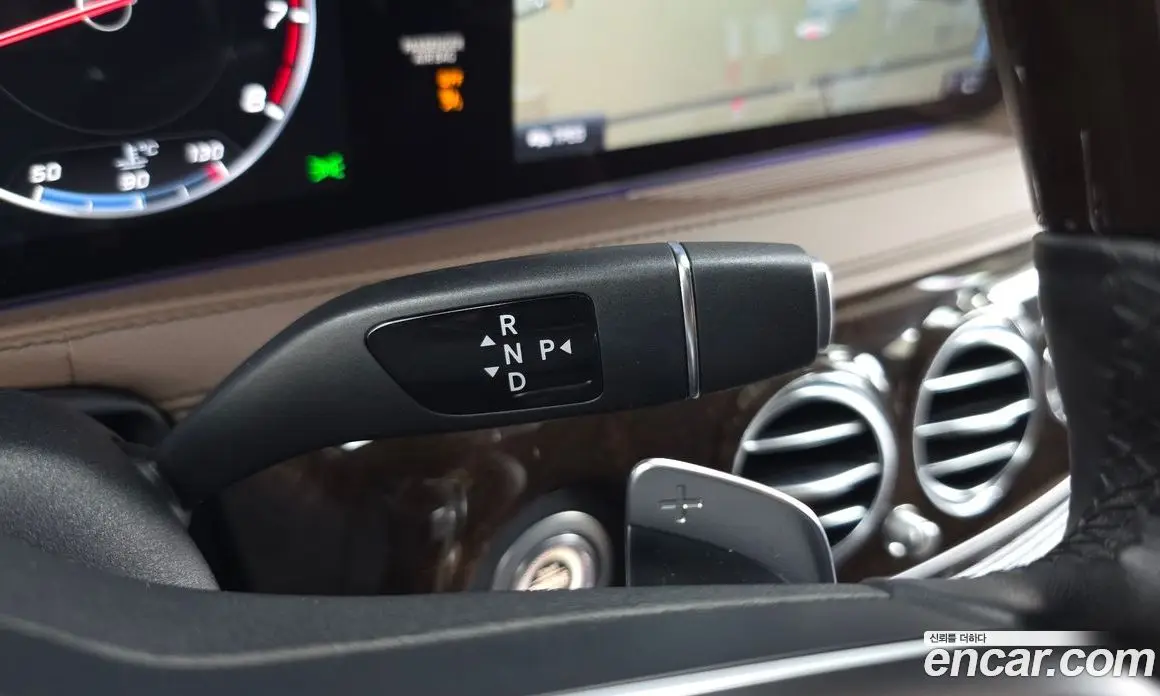 Mercedes-Benz S-Class 2018 4.0 автомат (гидро), фото 12 Mercedes-Benz S-Class 2018 4.0 автомат (гидро), фото 12