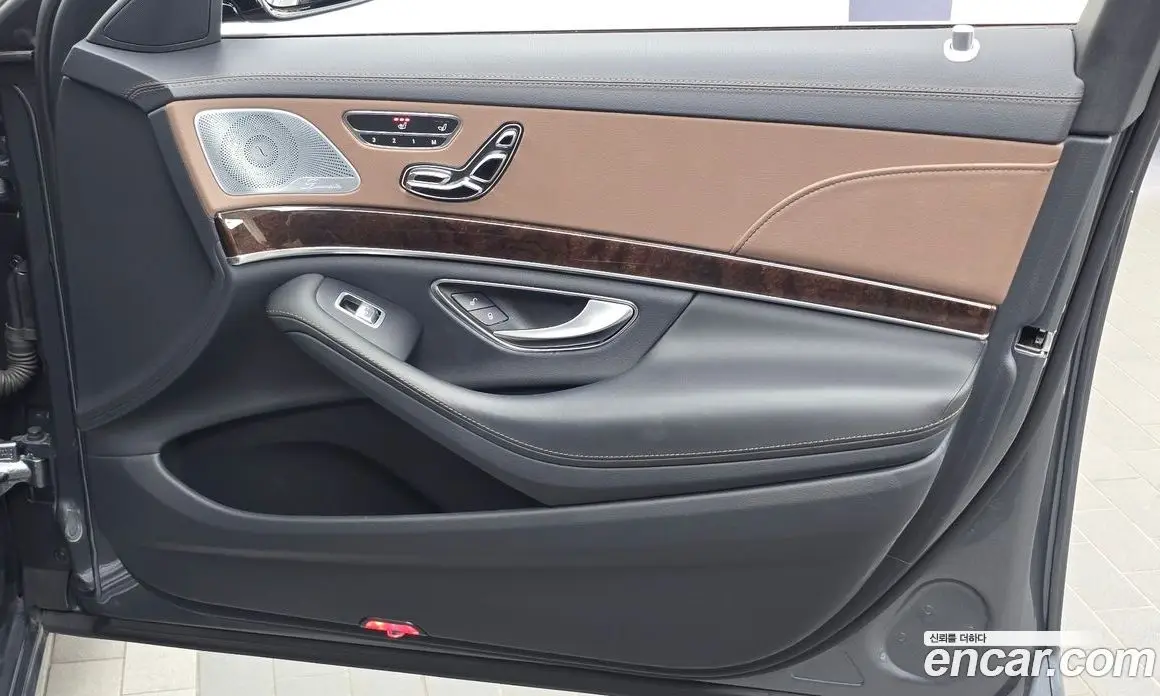 Mercedes-Benz S-Class 2018 4.0 автомат (гидро), фото 15 Mercedes-Benz S-Class 2018 4.0 автомат (гидро), фото 15