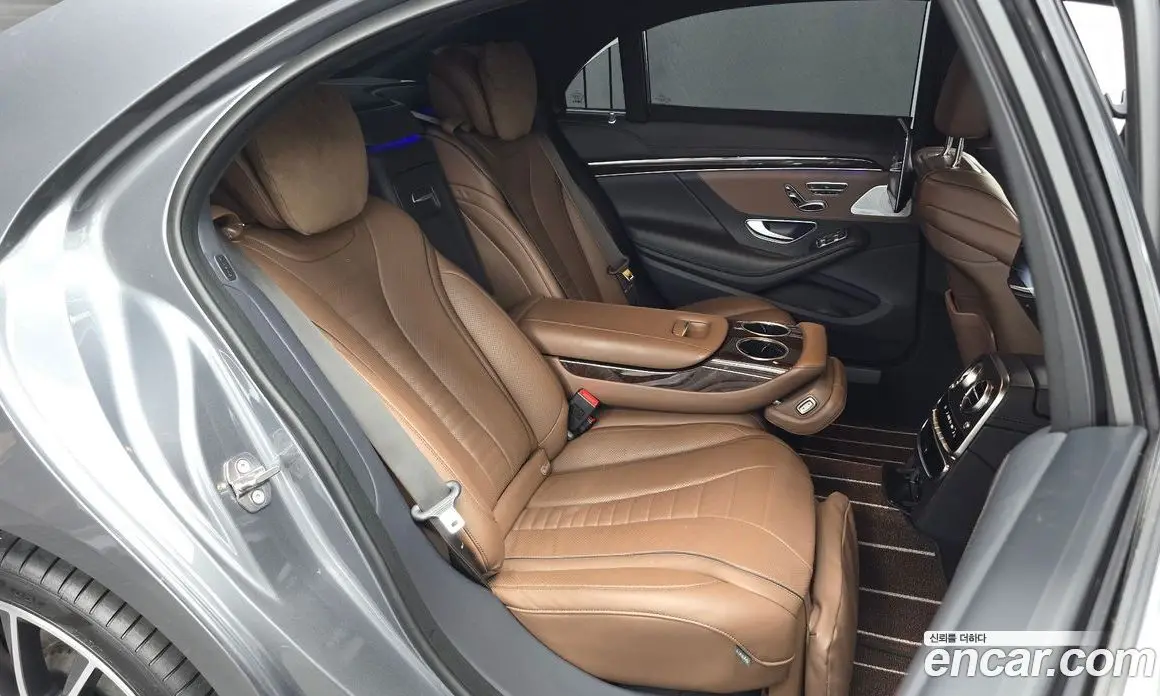 Mercedes-Benz S-Class 2018 4.0 автомат (гидро), фото 18 Mercedes-Benz S-Class 2018 4.0 автомат (гидро), фото 18