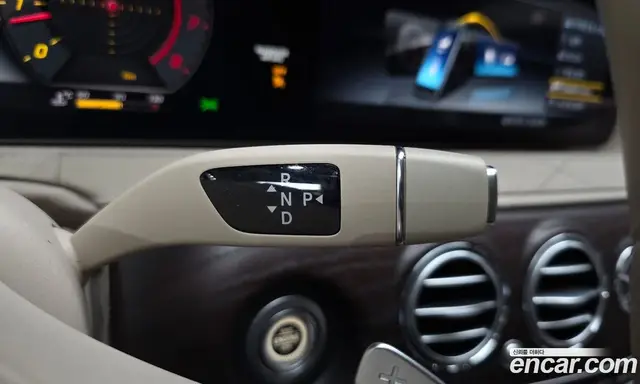 Mercedes-Benz S-Class 2019 4.0 автомат (гидро), миниатюра 12
