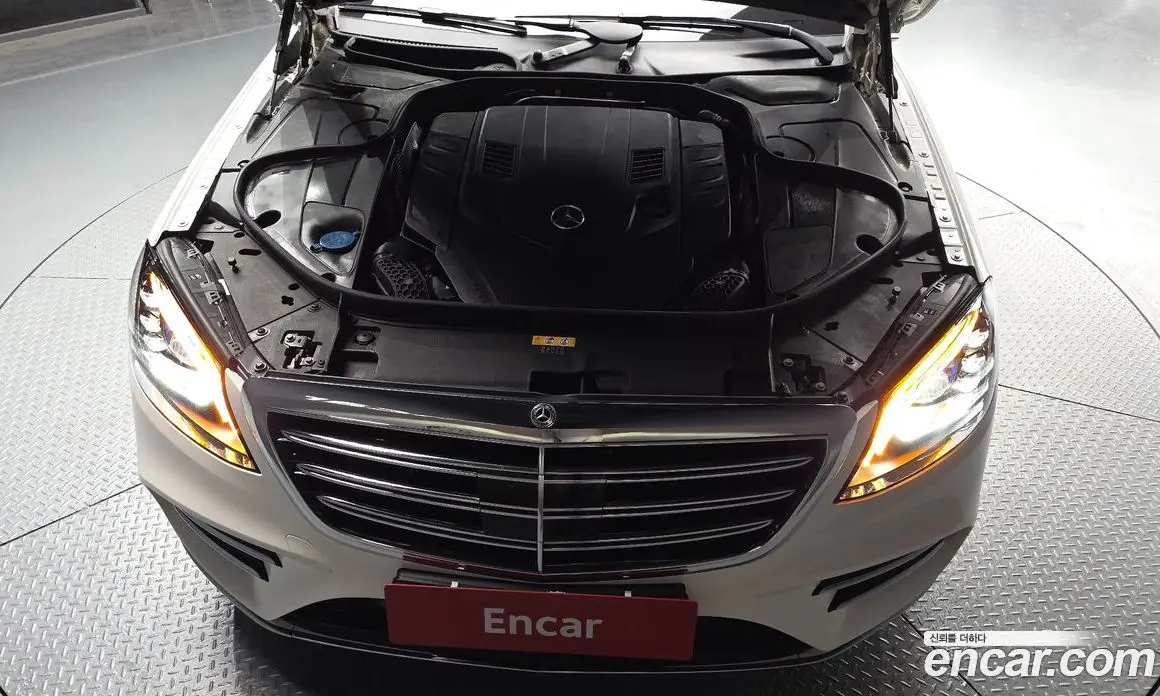 Mercedes-Benz S-Class 2019 4.0 автомат (гидро), фото 6 Mercedes-Benz S-Class 2019 4.0 автомат (гидро), фото 6